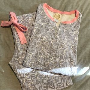 TBBC EUC Women’s Wimberley’s Wine Down Night Night in size Medium